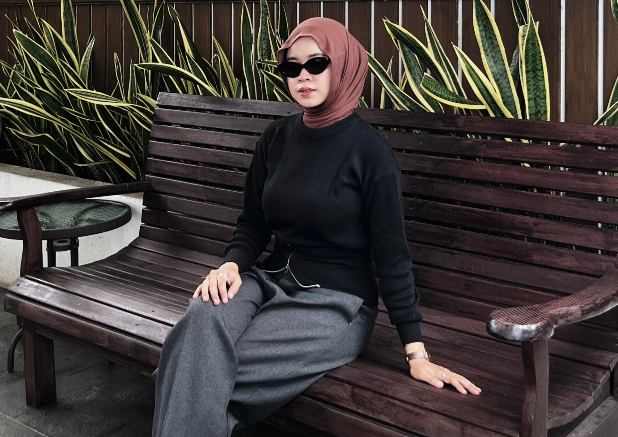 First Date Outfit Ideas yang Stylish!