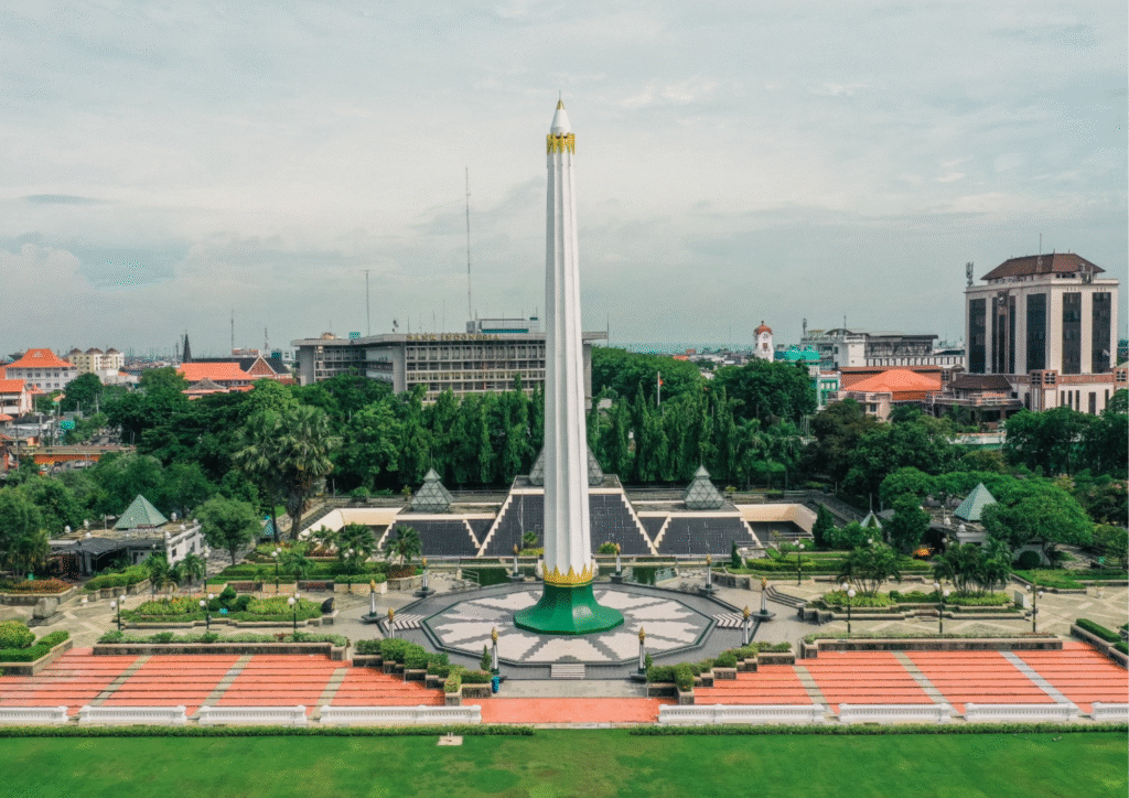 Tugu Pahlawan Surabaya ikon bersejarah Kota Pahlawan