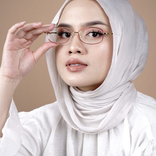 Ini yang Terjadi pada Mata Silinder Jika Kamu Tidak Pakai Kacamata