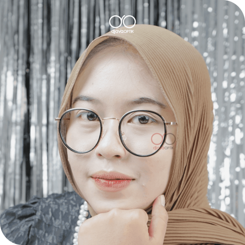 Hobby Baca? Kacamata Elegan Ini Tidak Bikin Nerdy!