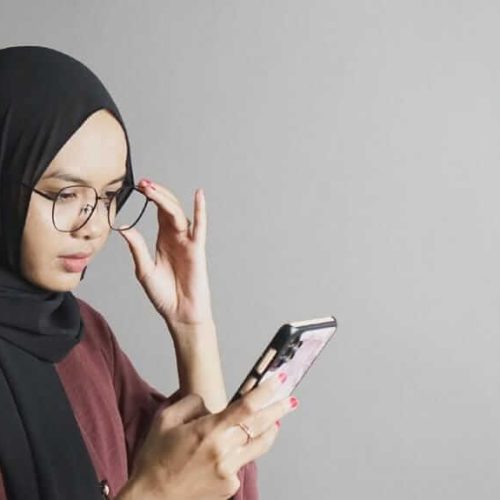 Mata Minus Bisa Disembuhkan: Mitos atau Fakta?